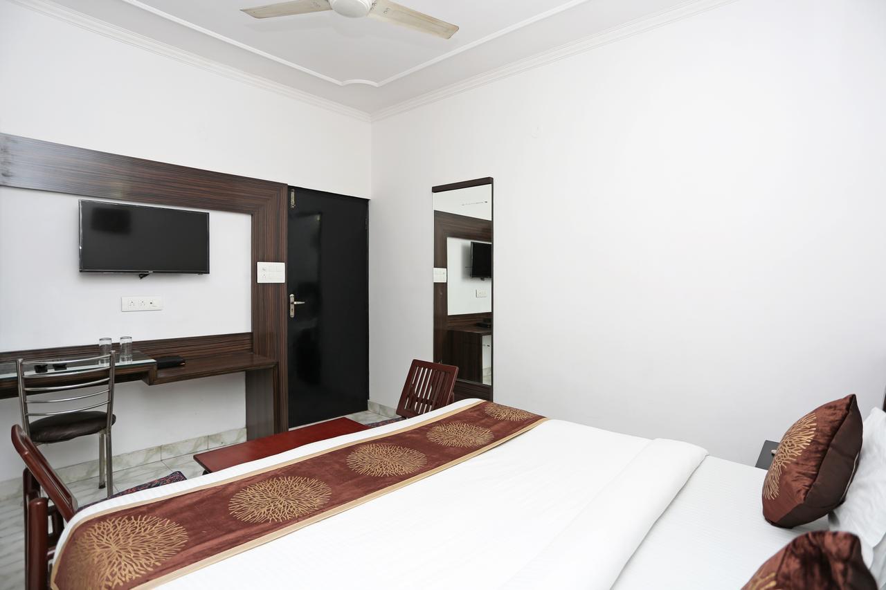 Oyo 3472 Hotel Rama Inn New Delhi Extérieur photo