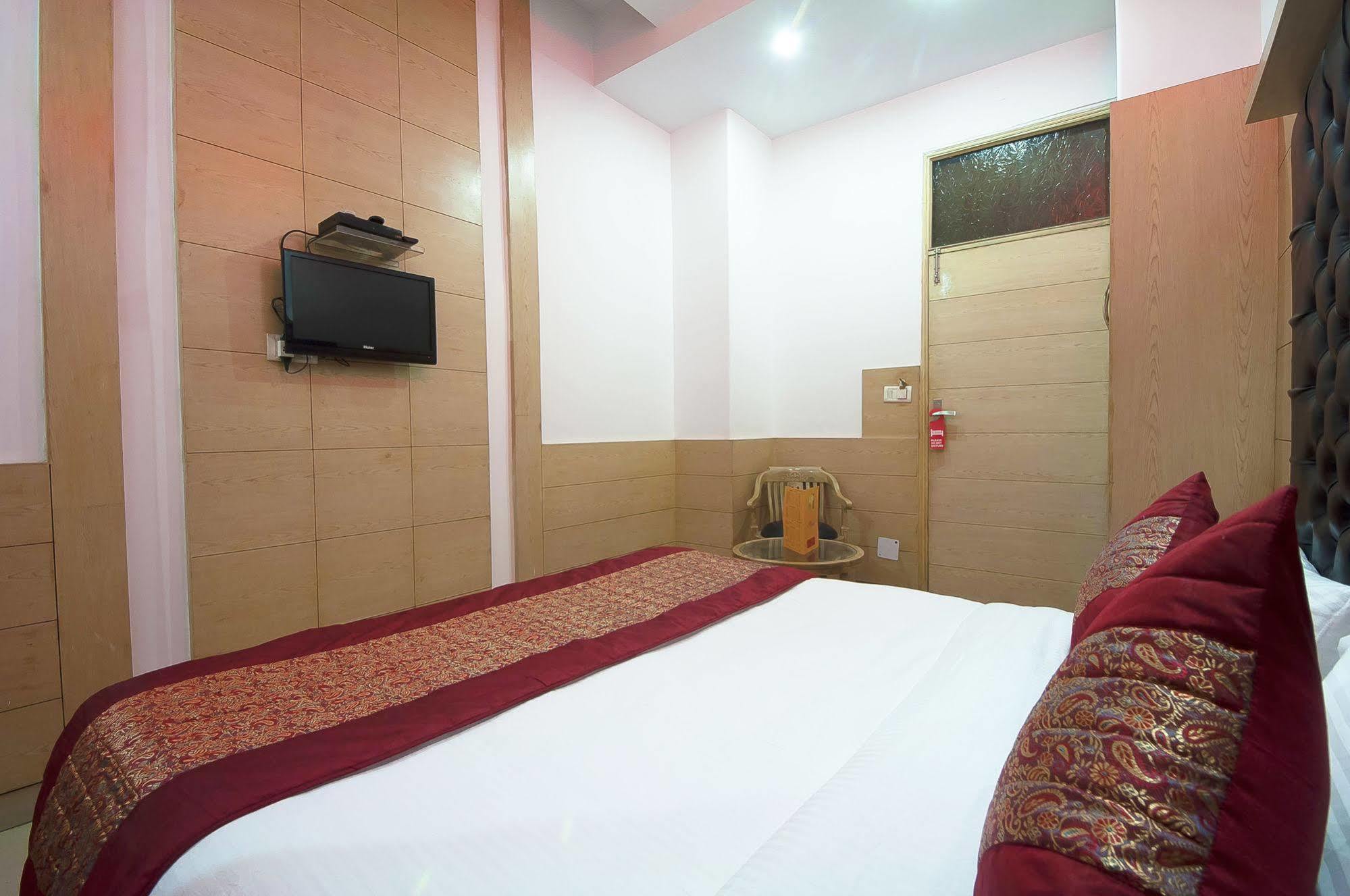 Oyo 3472 Hotel Rama Inn New Delhi Extérieur photo